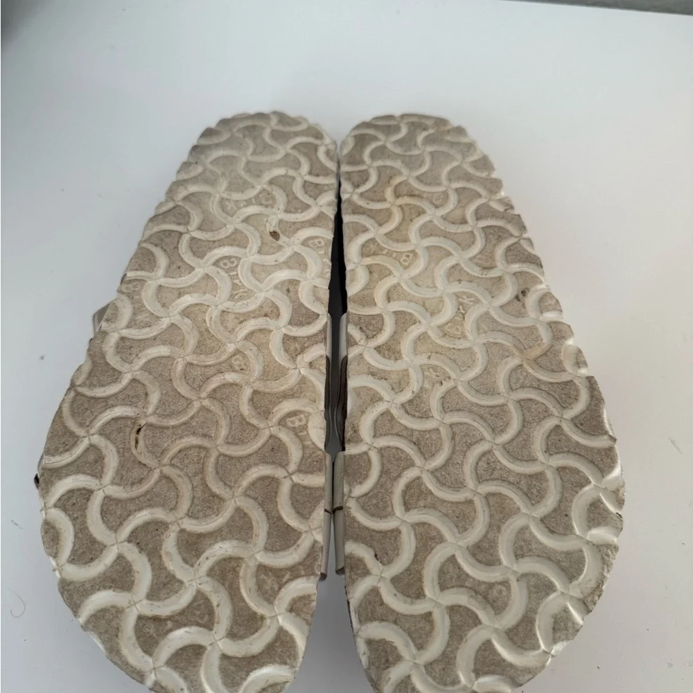 Birkenstock Yao balance Women size 7 White Cross-Strap Sandals - Picture 6 of 7